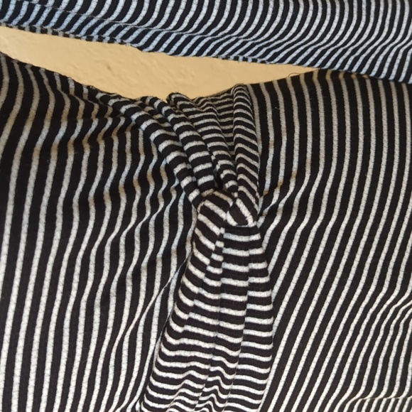 Max Studio Black Striped Knit Twisted Waist Detail Long Sleeve Dress Size Small - Picture 7 of 9
